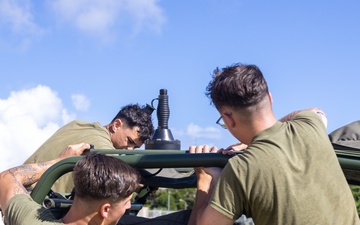 MASS-2 Marines prepare ULTV for aerial transport