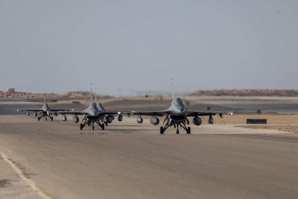 F-16s arrive in Egypt for BRIGHT STAR 25
