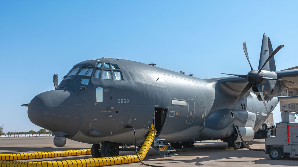 378th AEW airframe familiarization