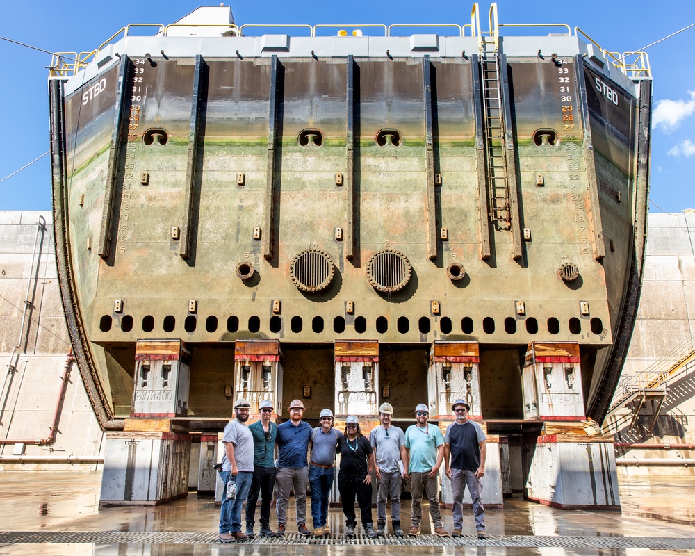 NNSY Performs Inspection on Dry Dock 1 Caisson