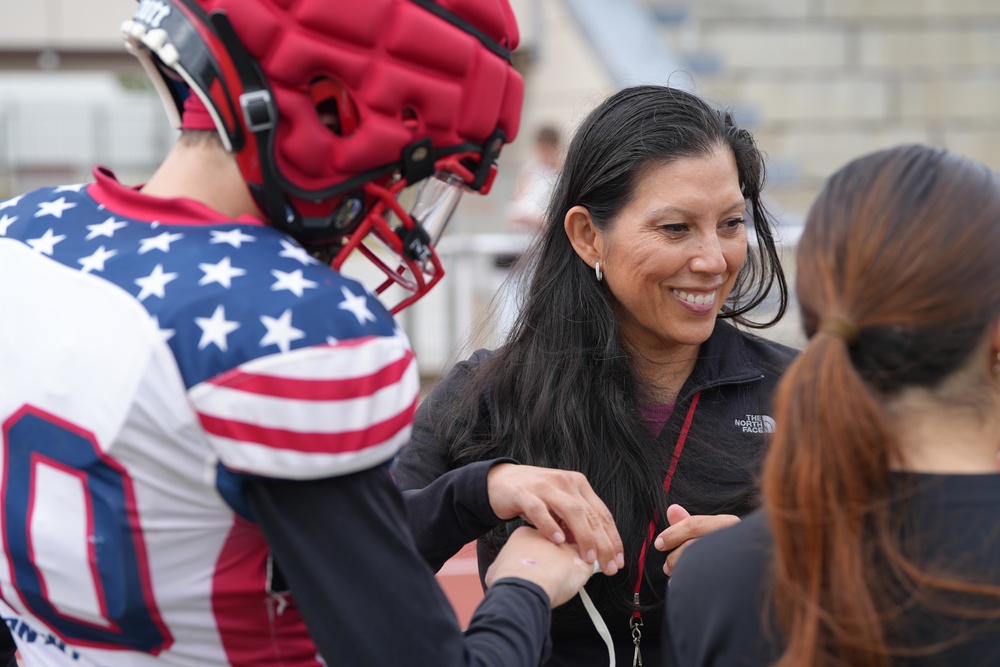Dubon smiling, interacting with players