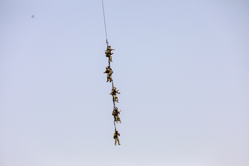 TSAAS Cadre Trains Soldiers