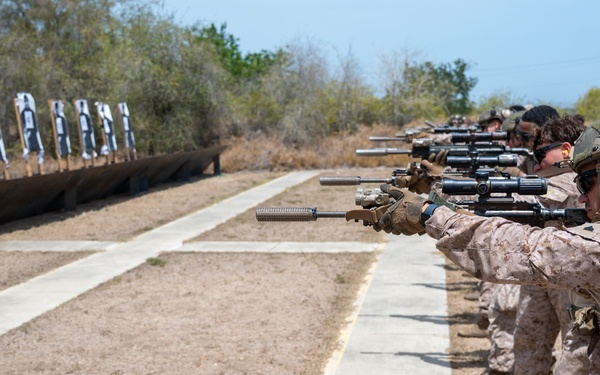 Range day with JTF-SG Marines