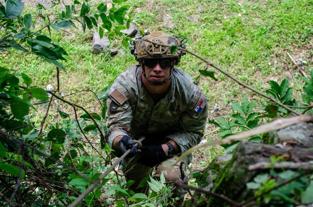 From Moody to Panama: U.S. Air Force Security Forces Train with Panamanian Partners