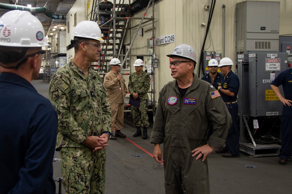 Commander, NAVSUP WSS visits USS Ronald Reagan