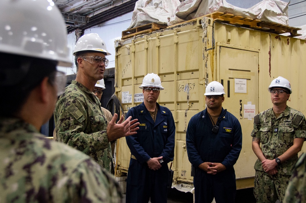 Commander, NAVSUP WSS visits USS Ronald Reagan