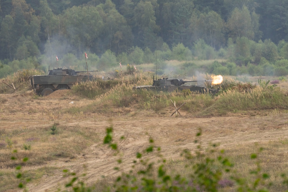 U.S. and Polish Forces Showcase Apache Air and Ground Integration Capabilities in Poland