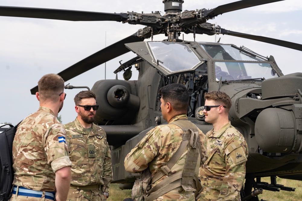 U.S. and Polish Forces Showcase Apache Air and Ground Integration Capabilities in Poland