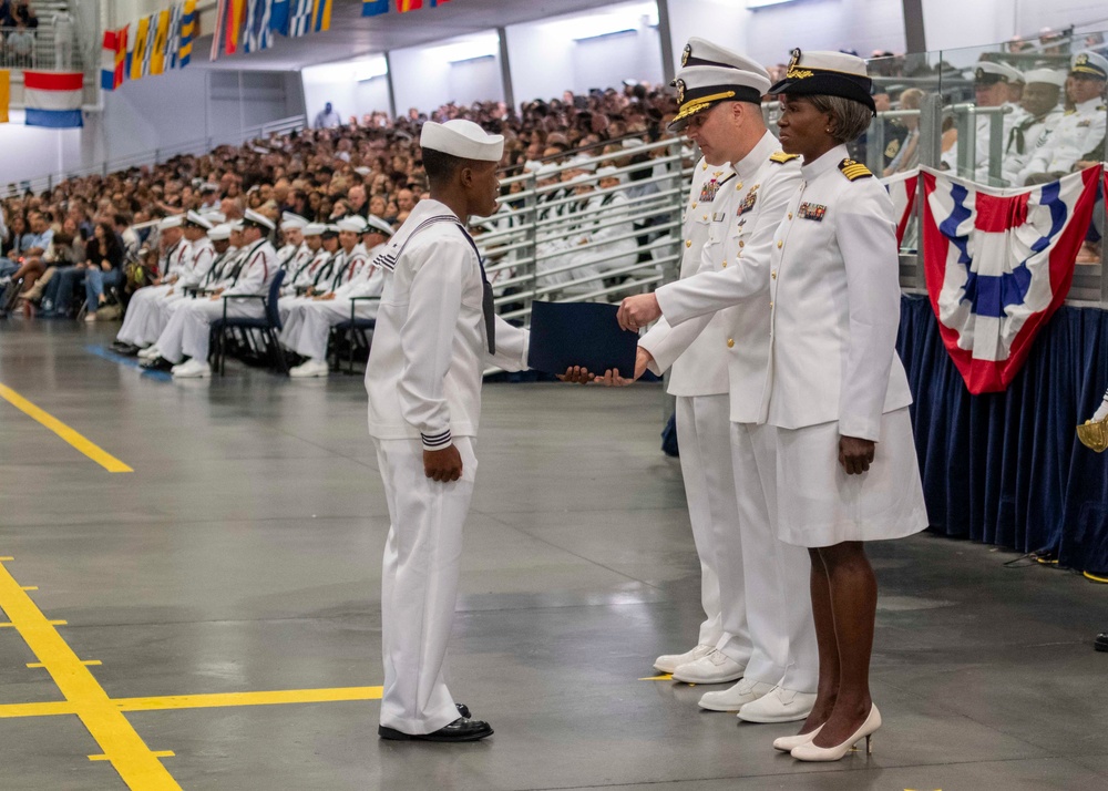 Recruit Training Command Aug. 28, 2025 Pass-In-Review