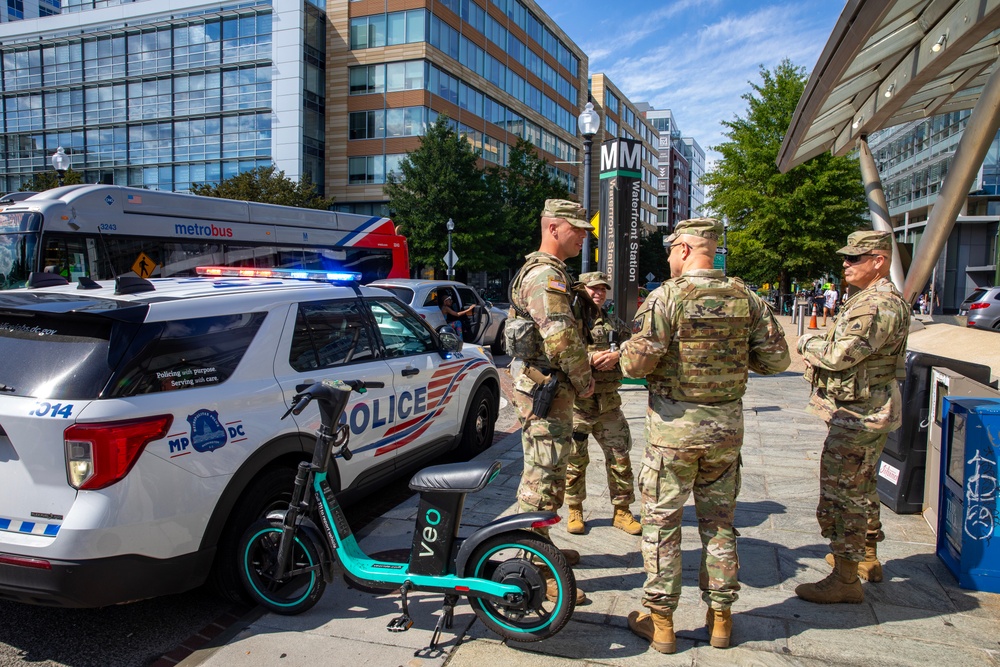 Guard Leaders Engage Service Members of D.C. Safe and Beautiful Task Force