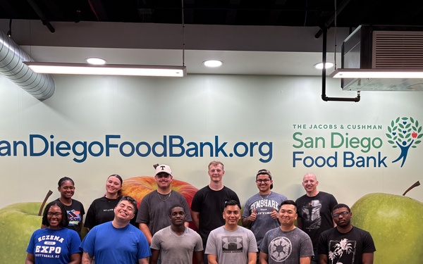 USS Chosin Hosts a COMREL Event