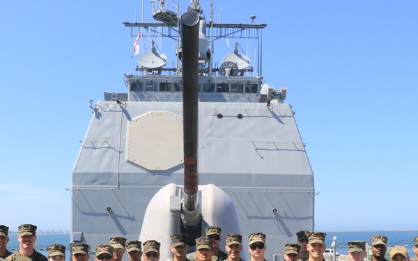 USS Chosin Host 1st Marine Division On Board