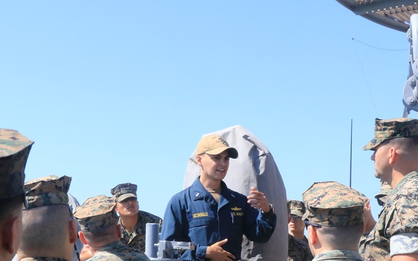 USS Chosin Host the 1st Marine Division On Board