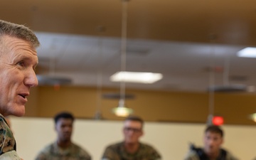 Maj. Gen. Jason Woodworth and his wife, Renee Woodworth, visit MCAS Cherry Point