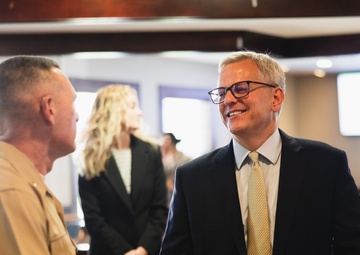 Governor Stein visits Camp Lejeune, attends North Carolina Commander’s Council