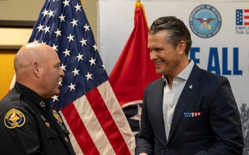 SD Presents 2025 Freedom Award to Hendersonville Police Dept.