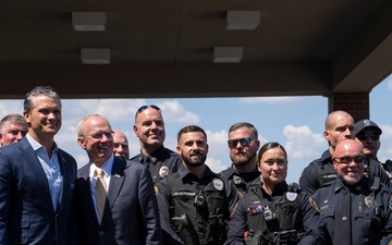 SD Presents 2025 Freedom Award to Hendersonville Police Dept.