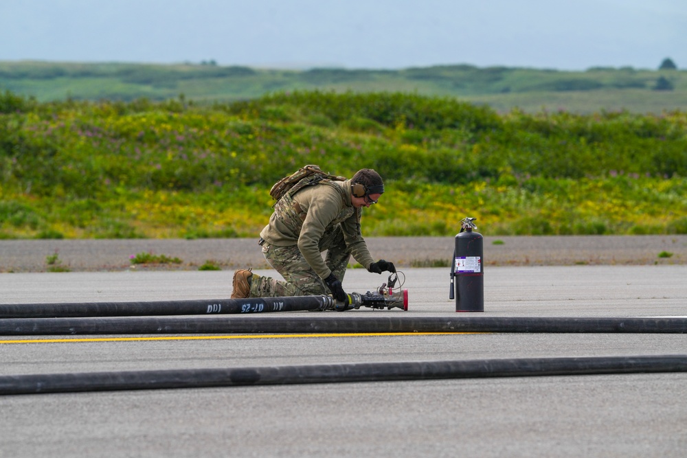 Arctic Edge 25: 27 SOW performs FARP with F-35B Lightning II Joint Strike Fighter