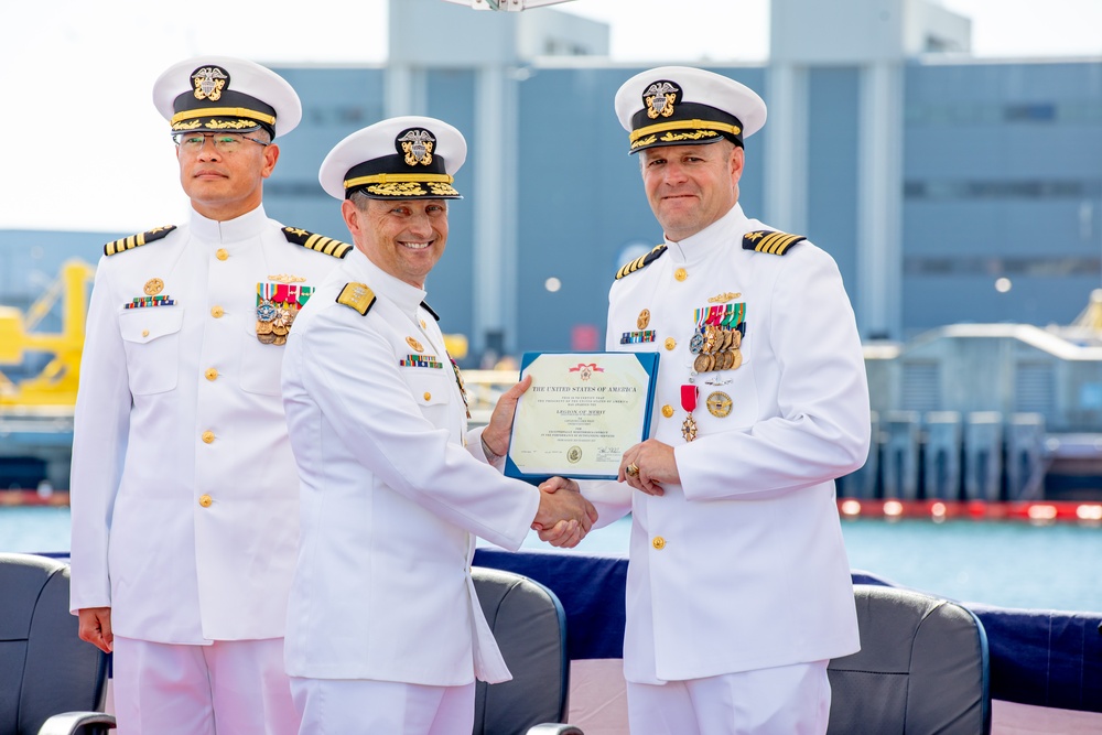 Commander, Submarine Squadron 11 holds Change of Command