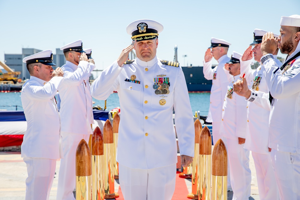 Commander, Submarine Squadron 11 holds Change of Command