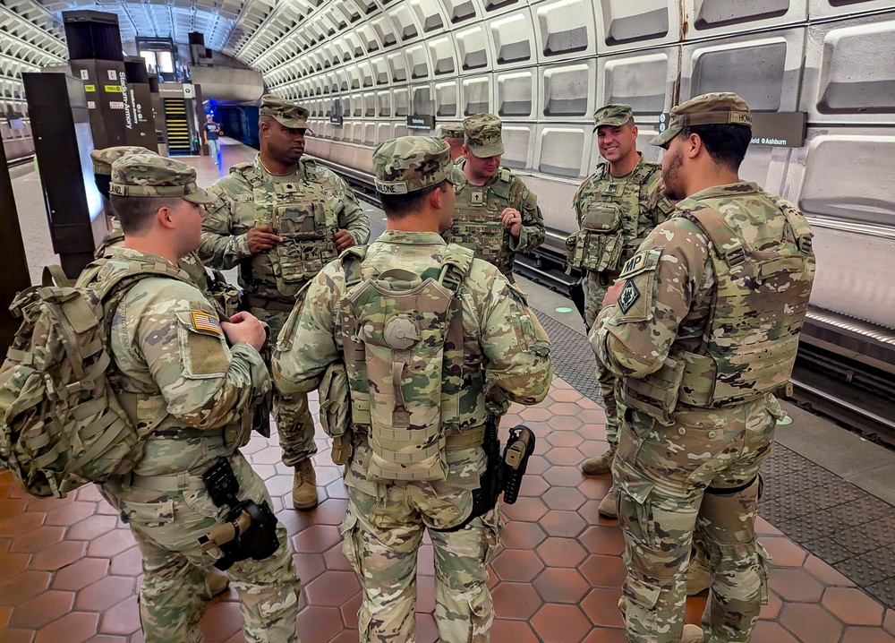 Mississippi Guard Soldiers Patrol the Washington Metro
