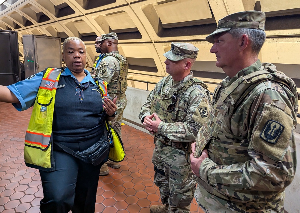 MS Guard Soldiers Patrol the Washington Metro