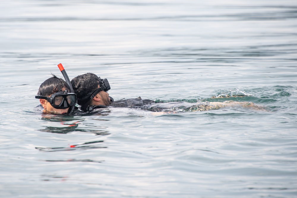 USS America (LHA 6) Conducts Search and Rescue Exercise in Sasebo, Japan