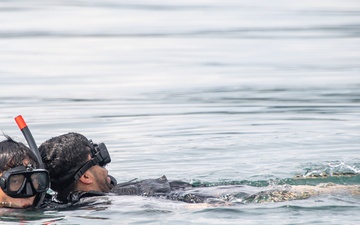 USS America (LHA 6) Conducts Search and Rescue Exercise in Sasebo, Japan
