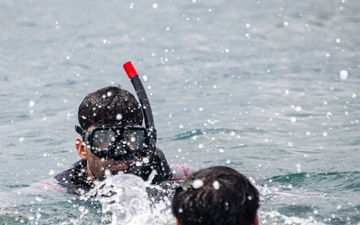 USS America (LHA 6) Conducts Search and Rescue Exercise in Sasebo, Japan