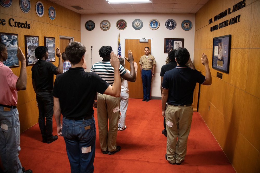 SMMC Ruiz visits Atlanta Marines
