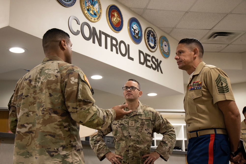 SMMC Ruiz visits Atlanta Marines
