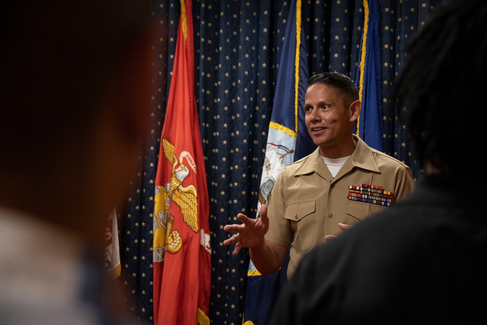 SMMC Ruiz visits Atlanta Marines