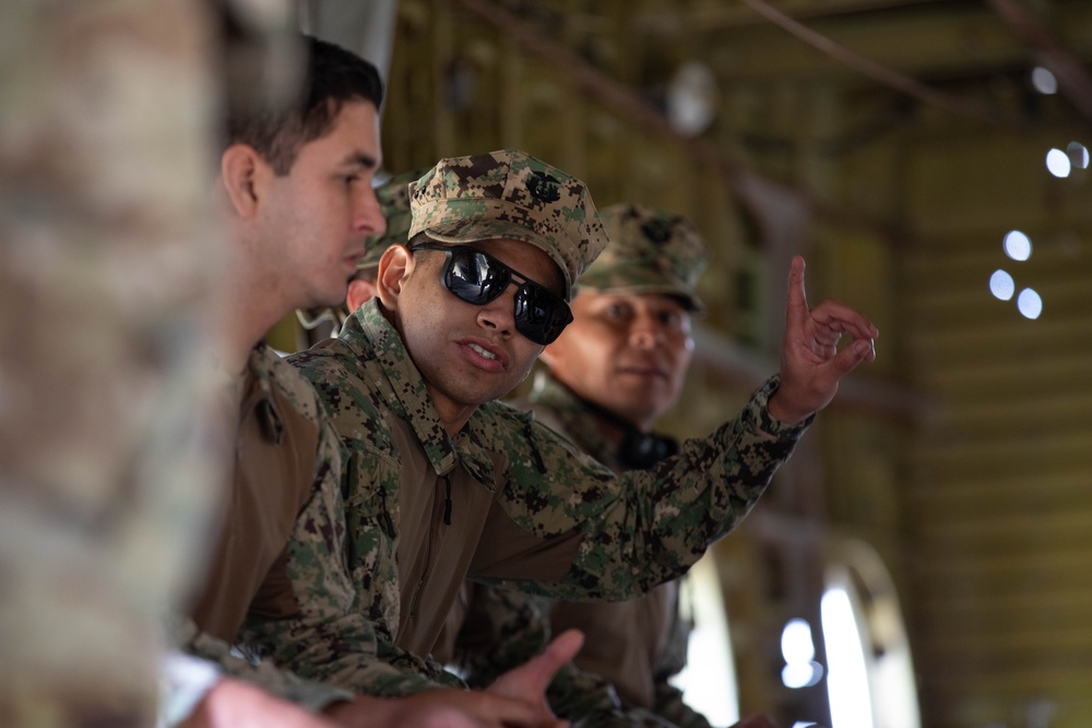 Kentucky National Guard State Partnership Program conducts joint air assault planning training exercise with Ecuadorian 9th Special Forces Brigade