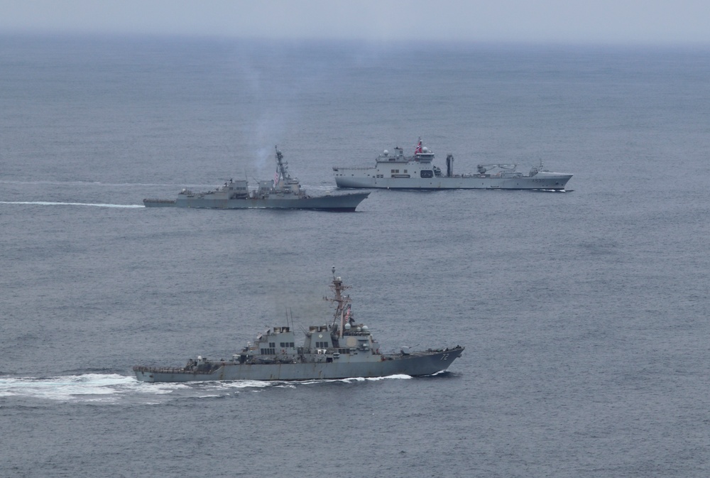 Destroyer Squadron Two Sails with Royal Norwegian Navy in the Norwegian Sea