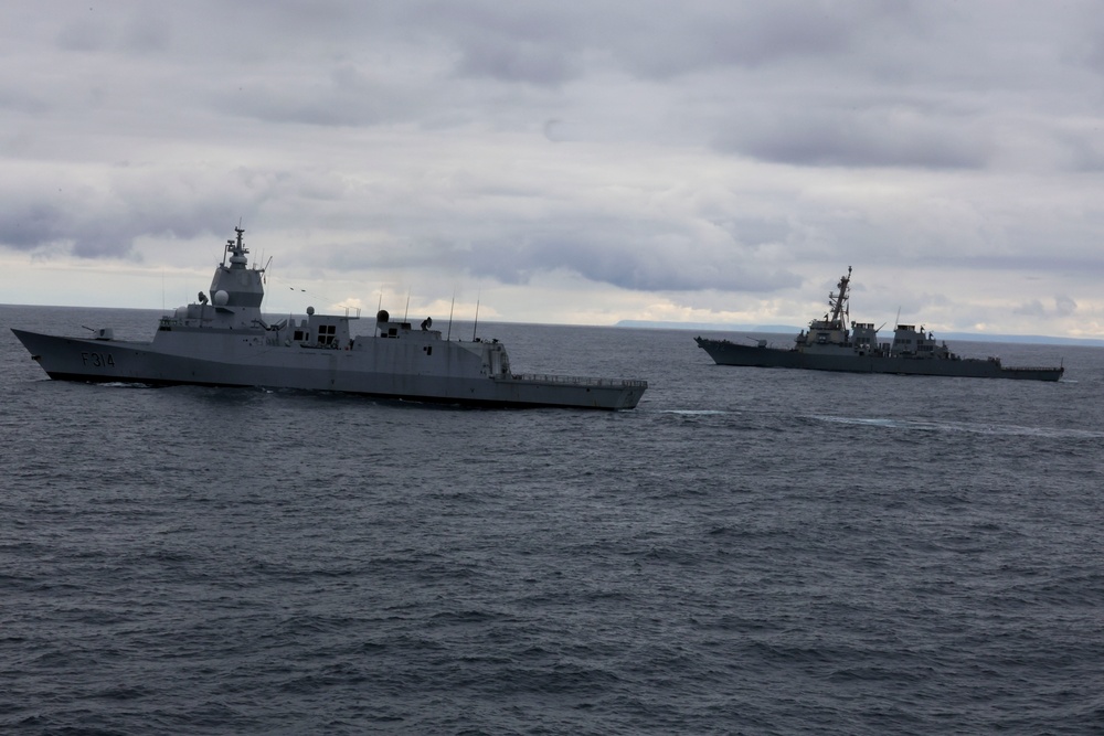 Destroyer Squadron Two Sails with Royal Norwegian Navy in the Norwegian Sea