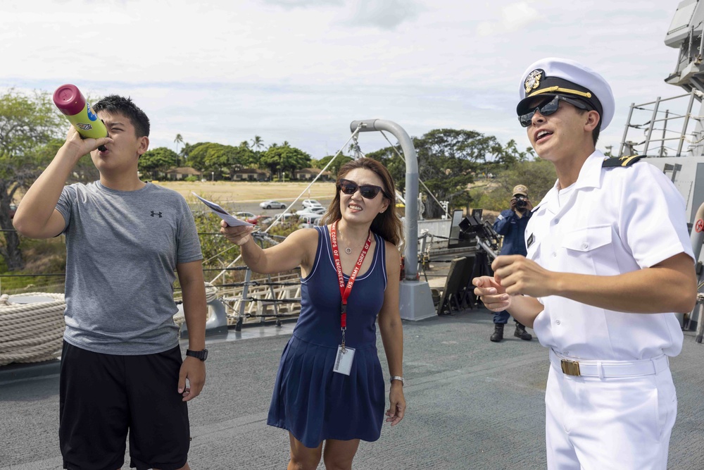USS Decatur hosts ship tour during 80th End of World War II Commemoration