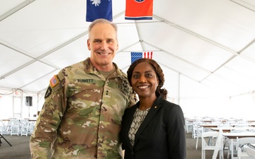 Maj. Gen. Ronald Burkett II, National Guard Bureau meets with Senior Executive Service, Head of Contracting Activity
