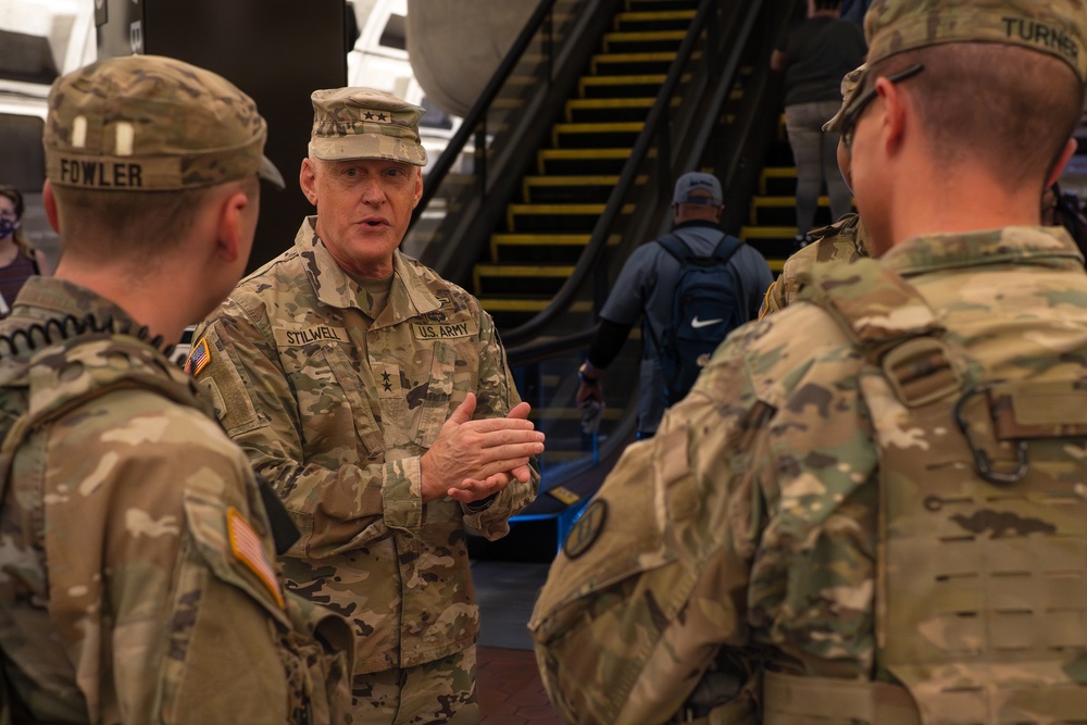 South Carolina State Adjutant General Meets with Soldiers in Washington, D.C.
