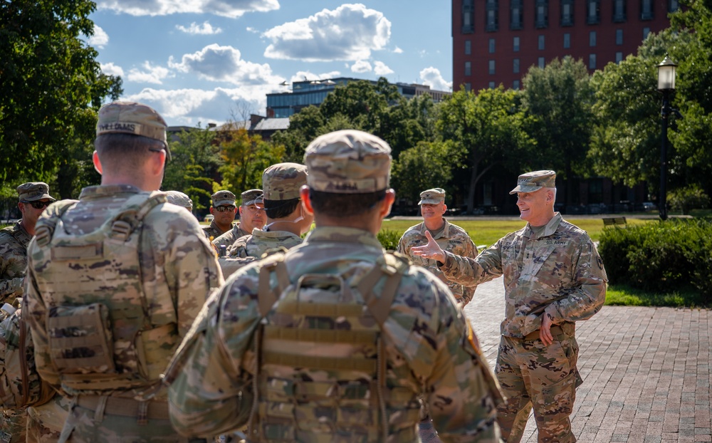 South Carolina State Adjutant General Meets with Soldiers in Washington, D.C.