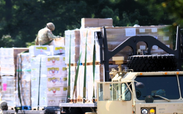 Fort McCoy LRC’s food-service team put in extra effort for success during CSTX 78-25-02