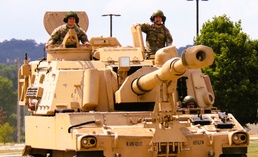 M109A6 Paladin training operations at Fort McCoy