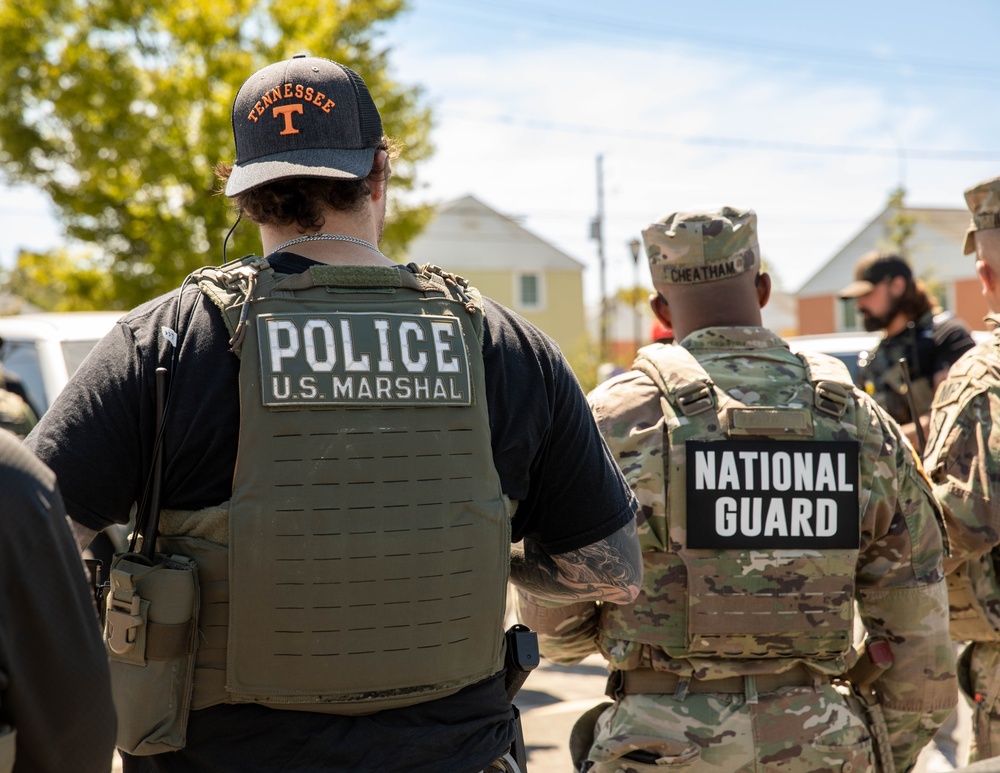 Tennessee National Guard supports U.S. Marshals