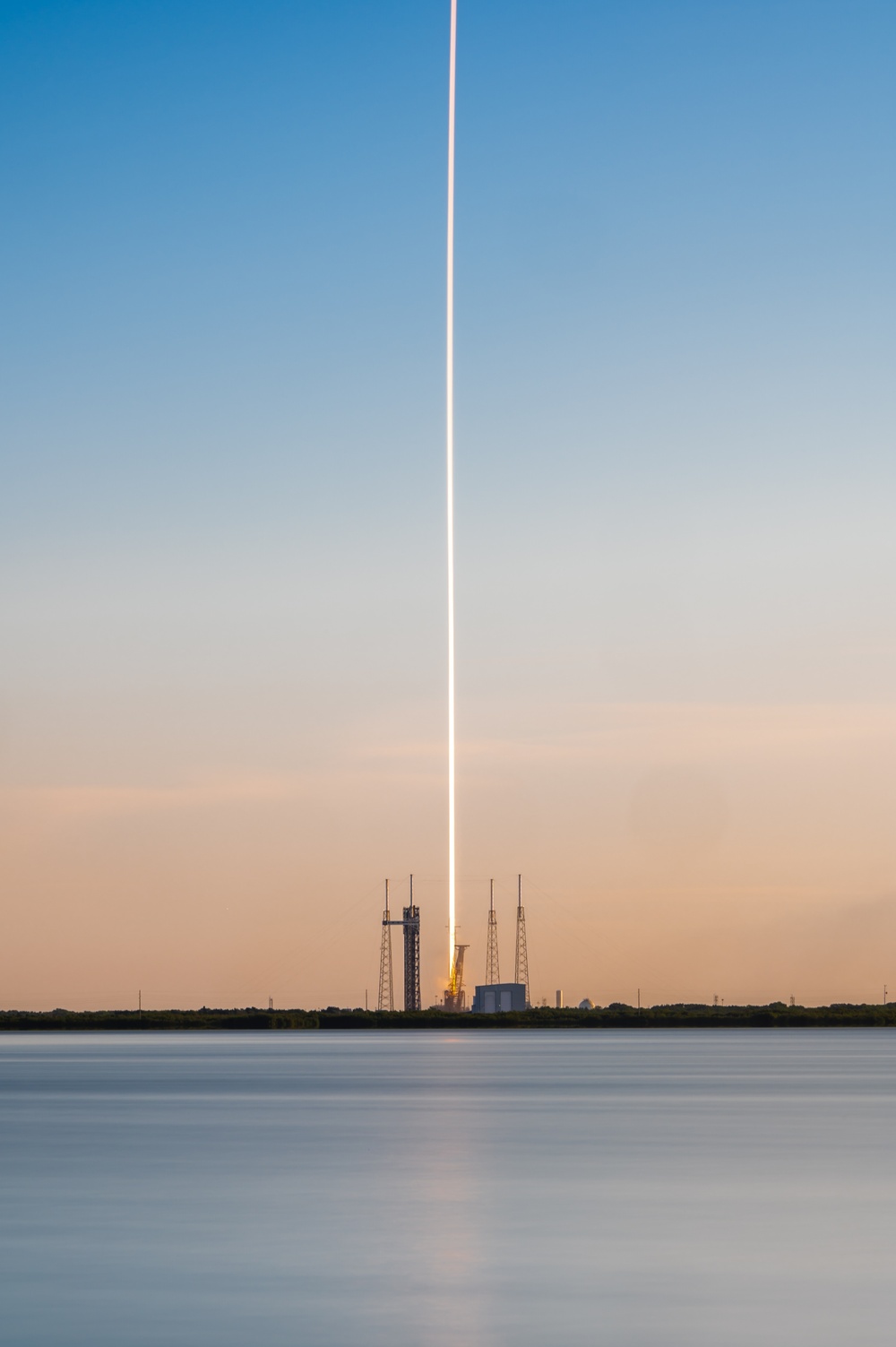 Starlink 10-14 Launches from Cape Canaveral Space Force Station