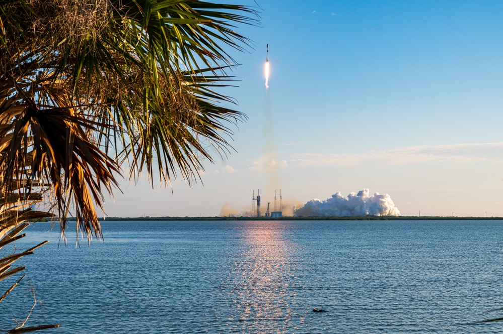 Starlink 10-14 Launches from Cape Canaveral Space Force Station