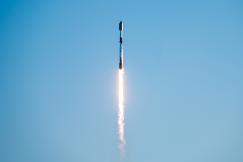 Starlink 10-14 Launches from Cape Canaveral Space Force Station