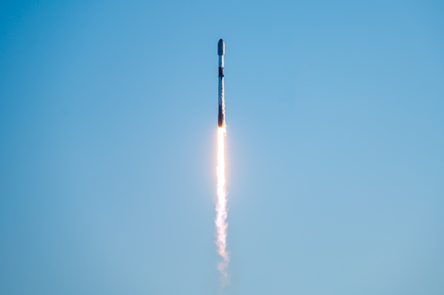 Starlink 10-14 Launches from Cape Canaveral Space Force Station
