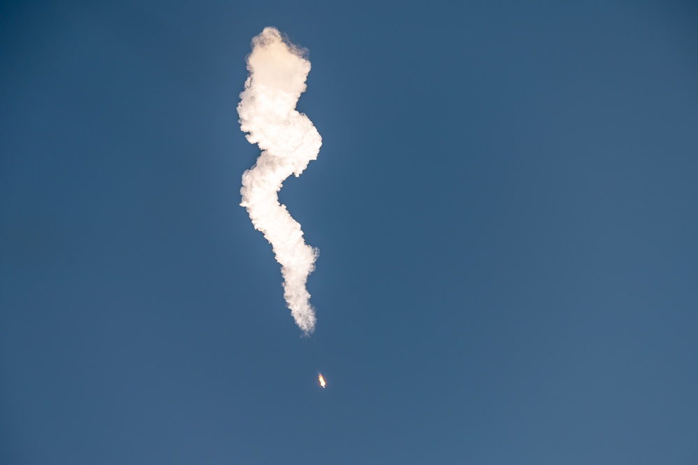 Starlink 10-14 Launches from Cape Canaveral Space Force Station