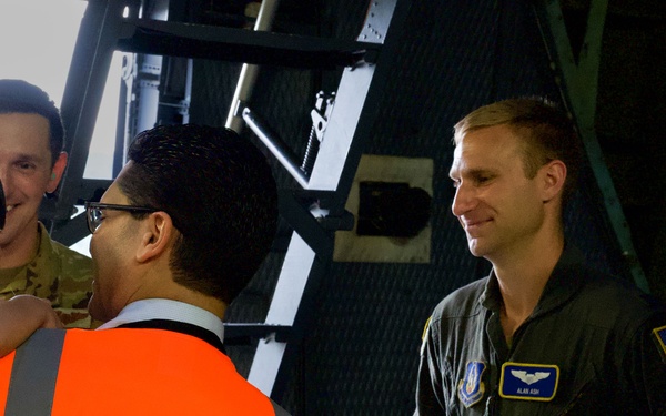 C-5 delivers 6 million meals to Panama via Denton Program