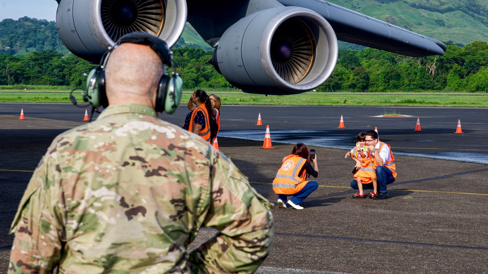 C-5 delivers 6 million meals to Panama via Denton Program