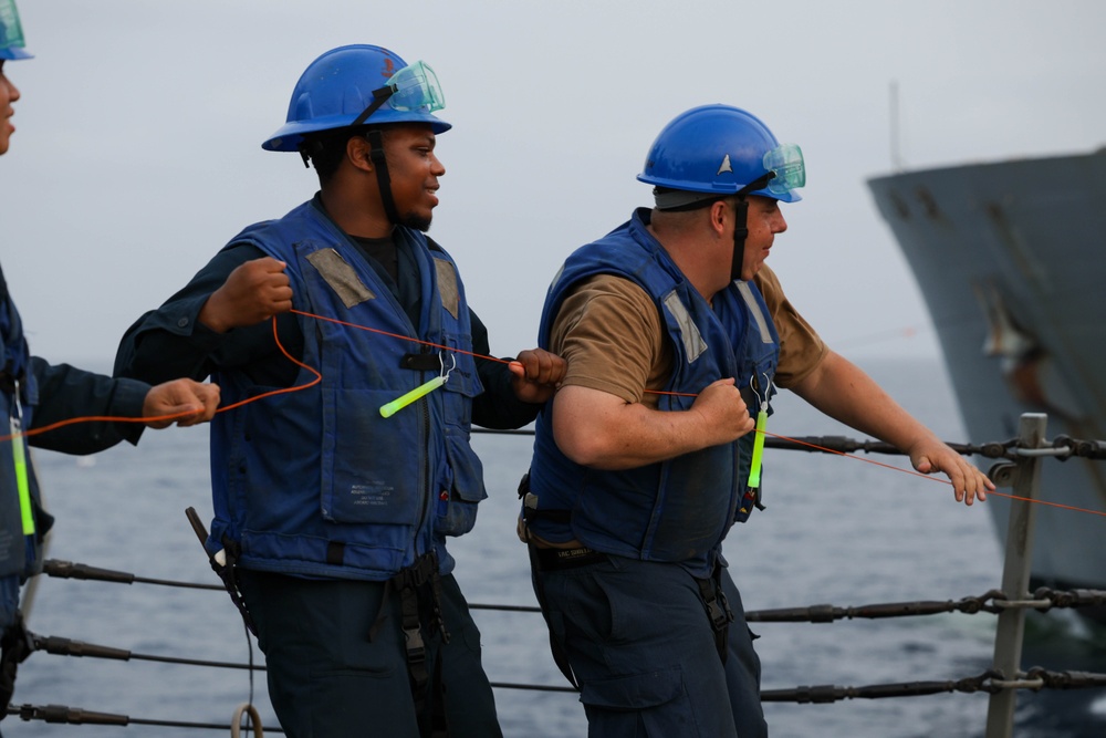 USS Truxtun Conducts RAS with USNS Cesar Chavez (T-AKE 14)